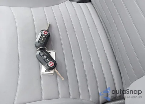 2014 Fiat 500L Easy из США, поврежденный, VIN ZFBCFABHXEZ016376